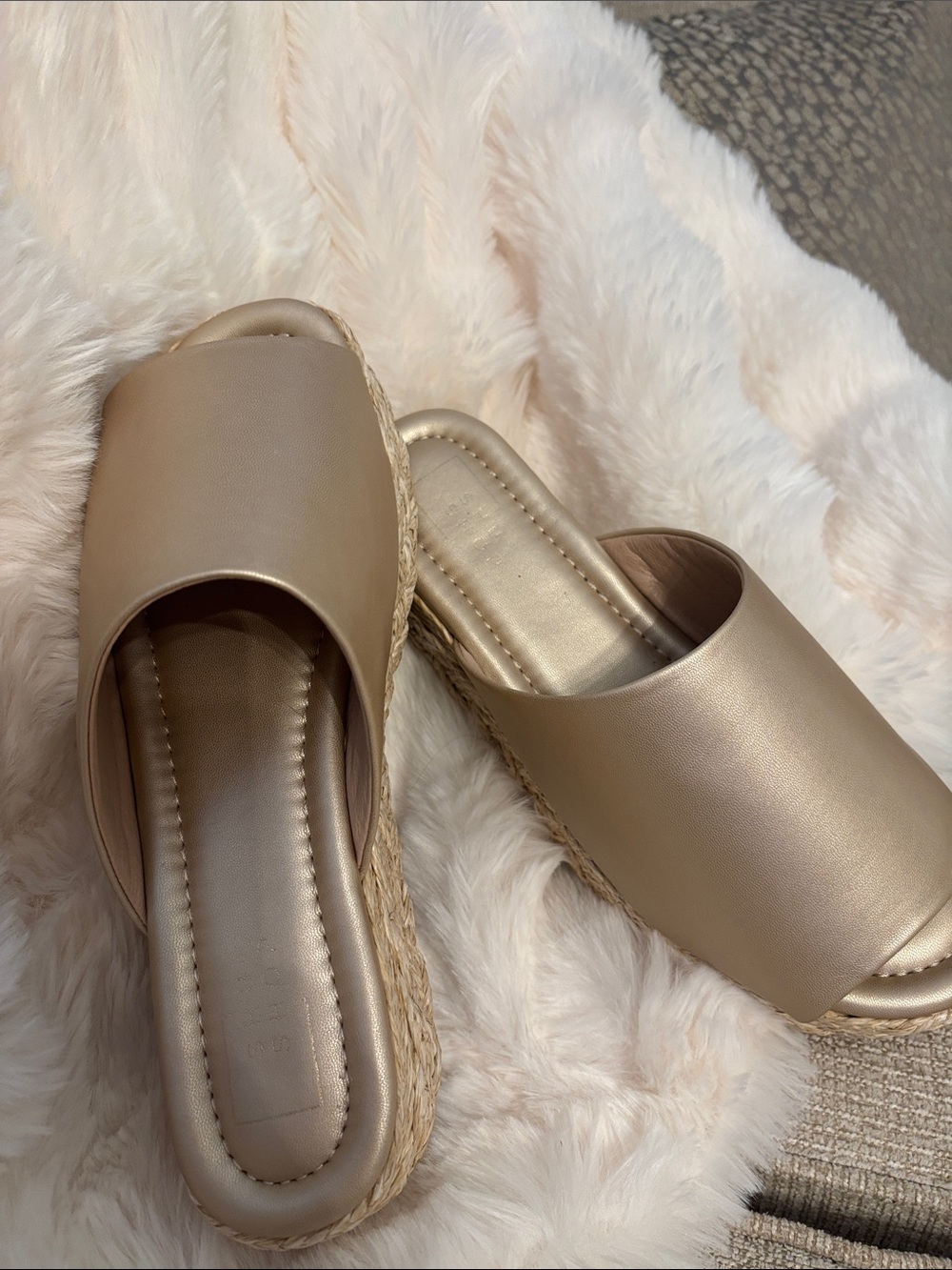 ShuShop Metallic Gold Wedge Slide Sandals - Picture 2 of 4